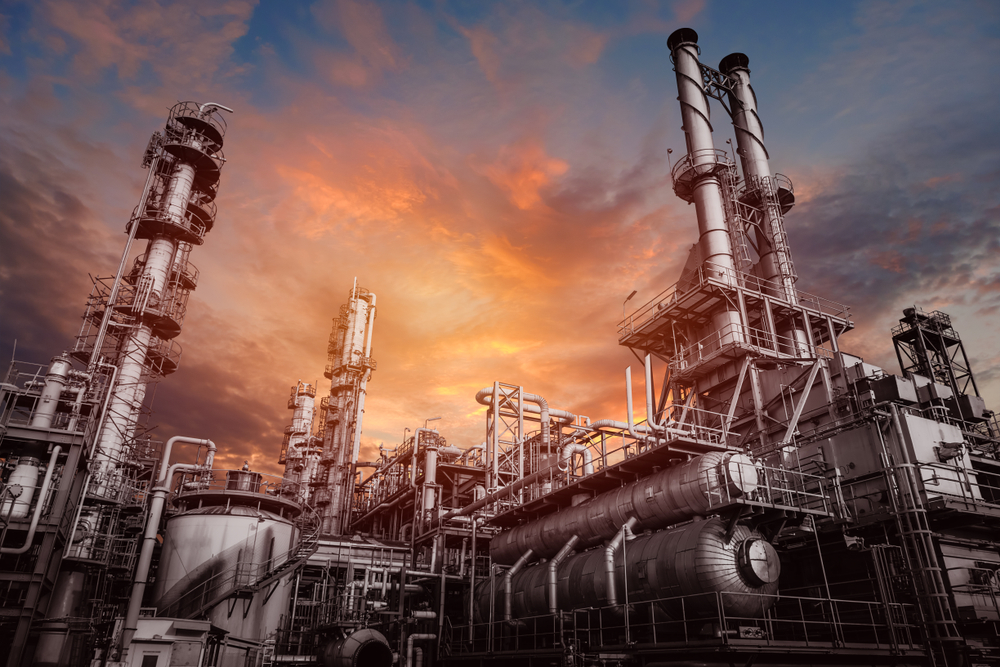 Industrial,Furnace,And,Heat,Exchanger,Cracking,Hydrocarbons,In,Factory,On